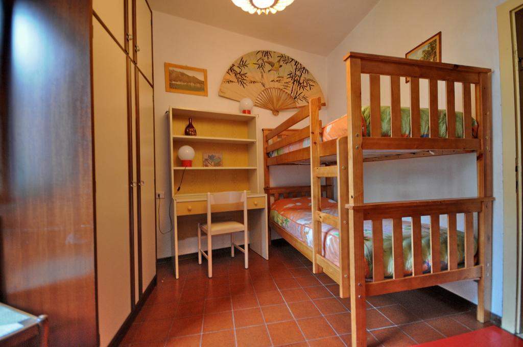 Casa Anna Villa Pieve Di Ledro Rum bild
